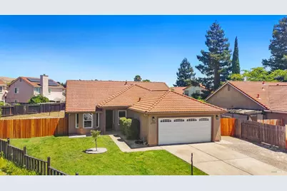 2771 Woodmont Court, Fairfield, CA 94533 - Photo 32