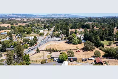 1794 S Hwy 116 Highway, Sebastopol, CA 95472 - Photo 8