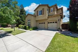 1066 Winterwood Dr, Fairfield, CA 94533 - Photo 2