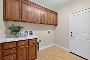 1066 Winterwood Dr, Fairfield, CA 94533 - Photo 38