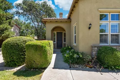 1066 Winterwood Drive, Fairfield, CA 94533 - Photo 6