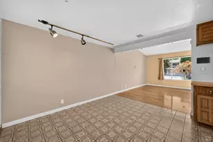 106 Clayton Cir, Vacaville, CA 95687 - Photo 10