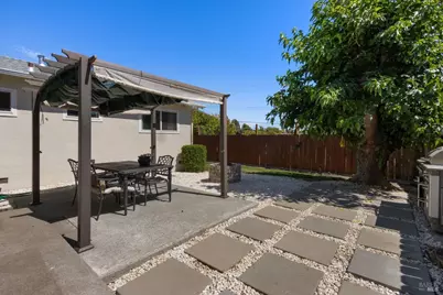 127 Whitecliff Drive, Vallejo, CA 94589 - Photo 26