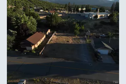563 Shasta Avenue, Weed, CA 96094 - Photo 10