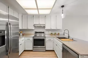 566 March Ave, Healdsburg, CA 95448 - Photo 10