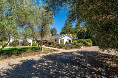 1054 Olive Hill Lane, Napa, CA 94558 - Photo 4