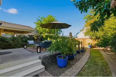 1620 Spencer Street, Napa, CA 94559 - Photo 32