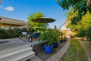 1620 Spencer St, Napa, CA 94559 - Photo 32
