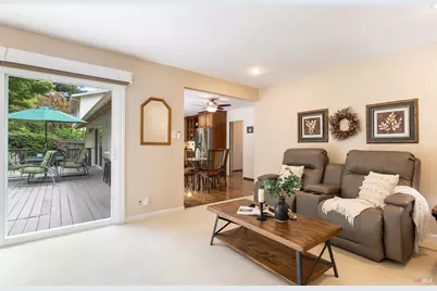 2642 W Pueblo Avenue, Napa, CA 94558 - Photo 4