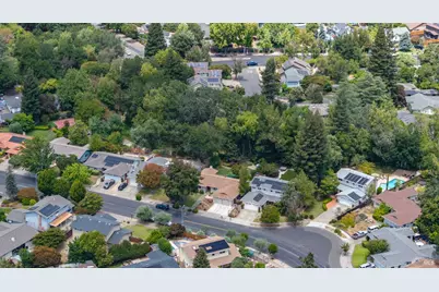 2642 W Pueblo Avenue, Napa, CA 94558 - Photo 46