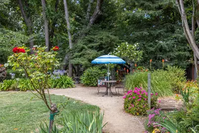 2642 W Pueblo Avenue, Napa, CA 94558 - Photo 32