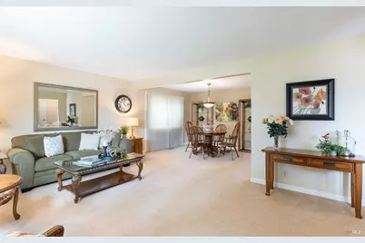 2642 W Pueblo Avenue, Napa, CA 94558 - Photo 8