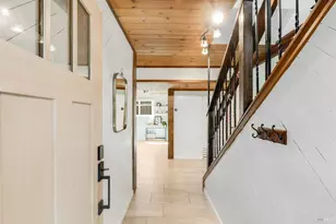 730 W I St, Benicia, CA 94510 - Photo 16