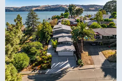 730 W I Street, Benicia, CA 94510 - Photo 16