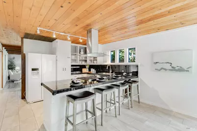 730 W I Street, Benicia, CA 94510 - Photo 4
