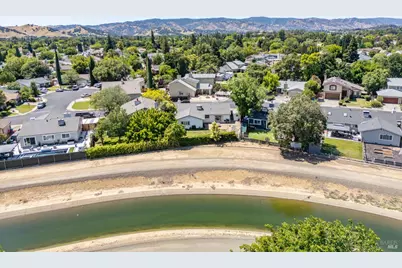 184 Brookdale Drive, Vacaville, CA 95687 - Photo 48