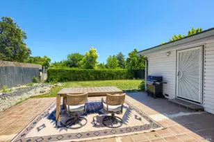 184 Brookdale Dr, Vacaville, CA 95687 - Photo 36