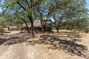 1960 Wildwood Rd, Ukiah, CA 95482 - Photo 2