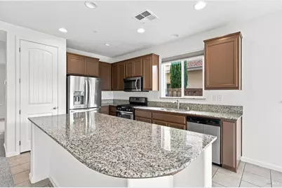 490 Epic Street, Vacaville, CA 95688 - Photo 8