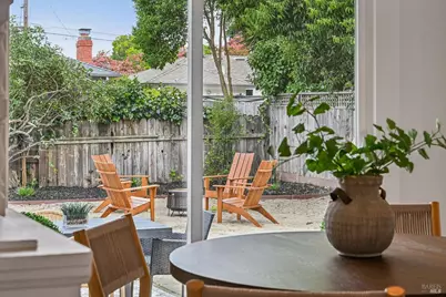 1825 Robin Hood Lane, Santa Rosa, CA 95405 - Photo 16