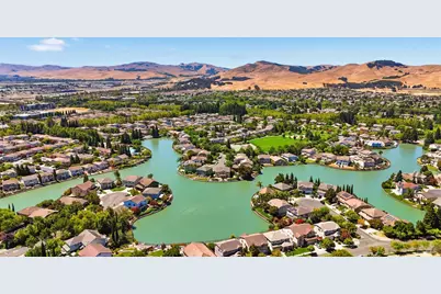 741 Emerald Bay Drive, Fairfield, CA 94534 - Photo 52