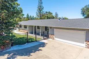 800 Riverside Dr, Ukiah, CA 95482 - Photo 1