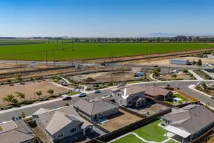 745 Broadfork Cir, Vacaville, CA 95687 - Photo 42