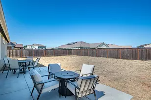 745 Broadfork Cir, Vacaville, CA 95687 - Photo 28