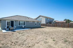 745 Broadfork Cir, Vacaville, CA 95687 - Photo 32