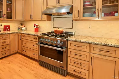 4004 Garnet Place, Santa Rosa, CA 95405 - Photo 14