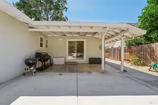 106 Anita Ct, Vacaville, CA 95688 - Photo 34
