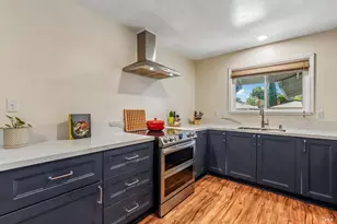 106 Anita Ct, Vacaville, CA 95688 - Photo 2