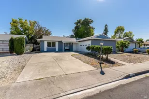 187 Isle Royale Cir, Vacaville, CA 95687 - Photo 1