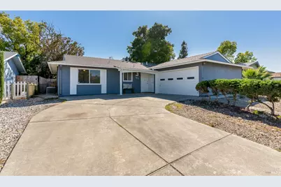 187 Isle Royale Circle, Vacaville, CA 95687 - Photo 4