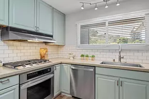 4 Malone Ln, San Rafael, CA 94903 - Photo 16