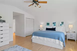 4 Malone Ln, San Rafael, CA 94903 - Photo 36