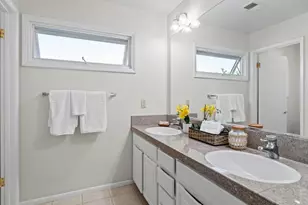 4 Malone Ln, San Rafael, CA 94903 - Photo 38