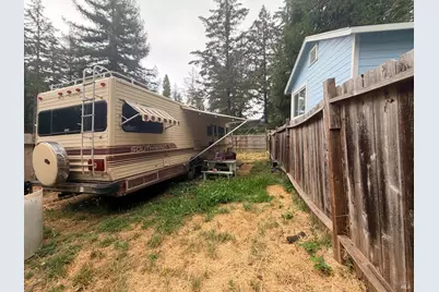 65341 Highway 271, Leggett, CA 95585 - Photo 16