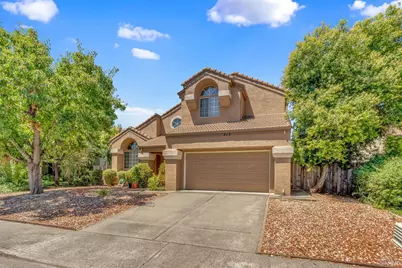 412 Donaldson Court, Suisun City, CA 94585 - Photo 2