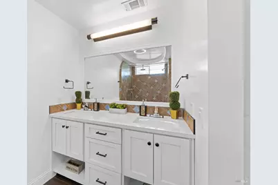1649 California Drive, Vacaville, CA 95687 - Photo 32