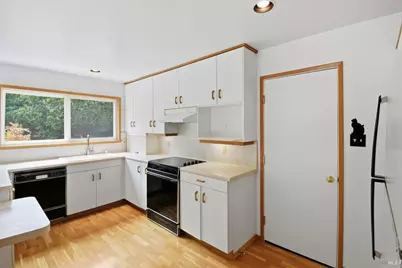 5 Sunny Oaks Drive, San Rafael, CA 94903 - Photo 10