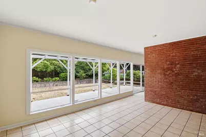 5 Sunny Oaks Drive, San Rafael, CA 94903 - Photo 8
