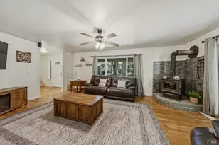 9945 Meadow Dr, Cobb, CA 95426 - Photo 10