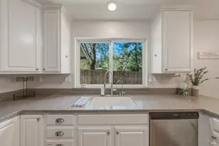 9945 Meadow Dr, Cobb, CA 95426 - Photo 14