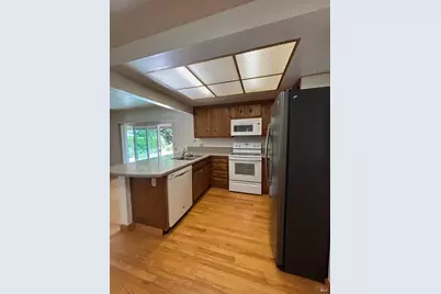 2429 Woodstock Court, Santa Rosa, CA 95409 - Photo 6