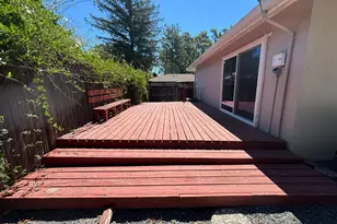 2429 Woodstock Ct, Santa Rosa, CA 95409 - Photo 16