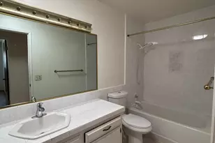 2429 Woodstock Ct, Santa Rosa, CA 95409 - Photo 8