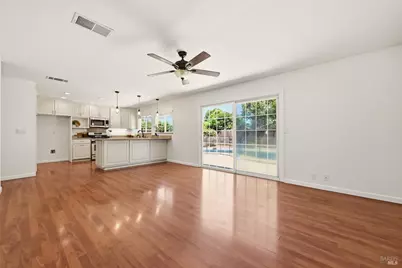 707 Granada Lane, Vacaville, CA 95688 - Photo 20
