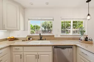 707 Granada Ln, Vacaville, CA 95688 - Photo 16