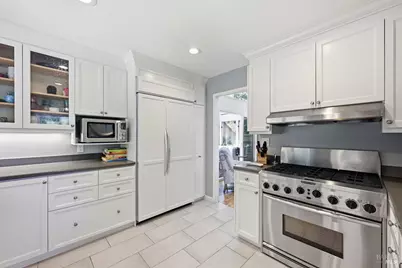 42 Oxford Drive, San Rafael, CA 94903 - Photo 10